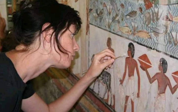 Egypt Painting hieroglyphs.png