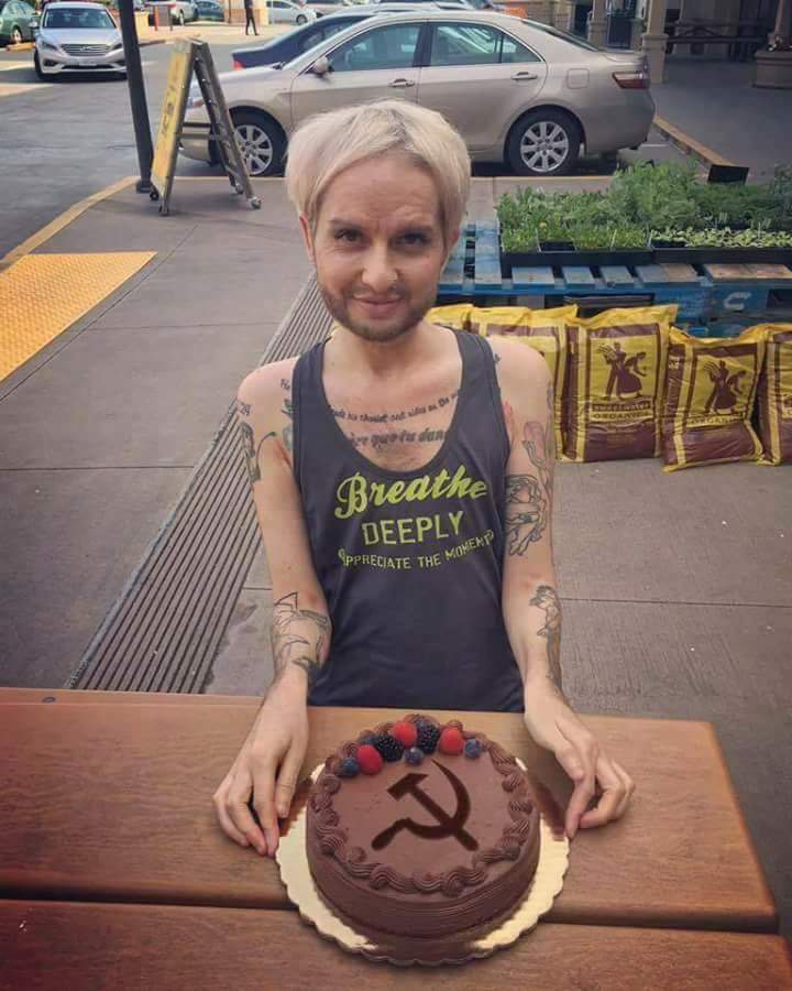 Communist cake.jpg